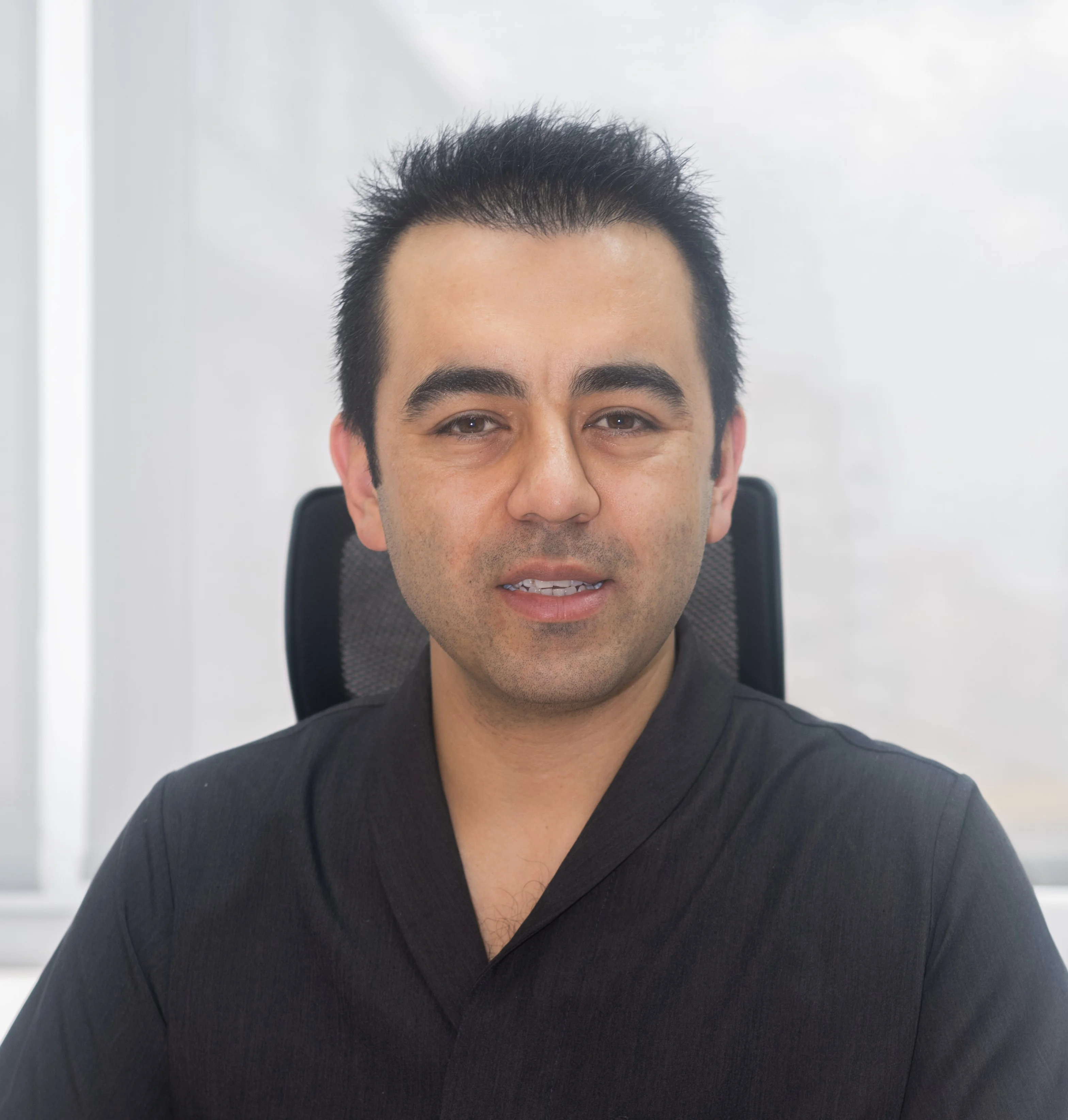 Op. Dr. Kadir ŞAHİN